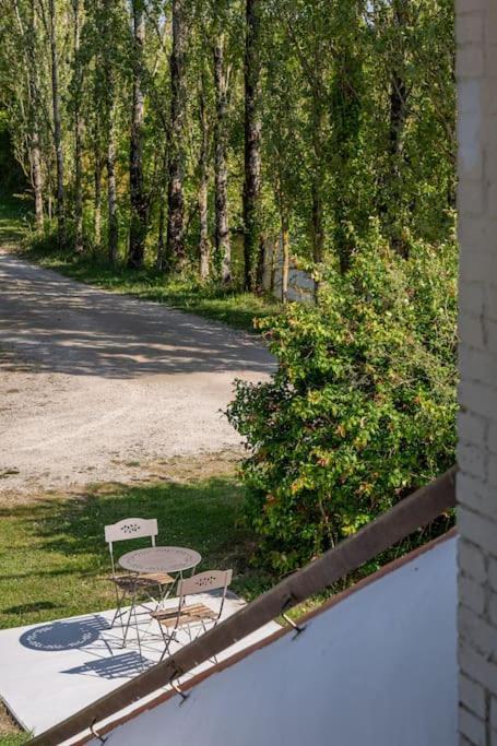 Gites Le Bois Berranger Saint-Urbain  エクステリア 写真