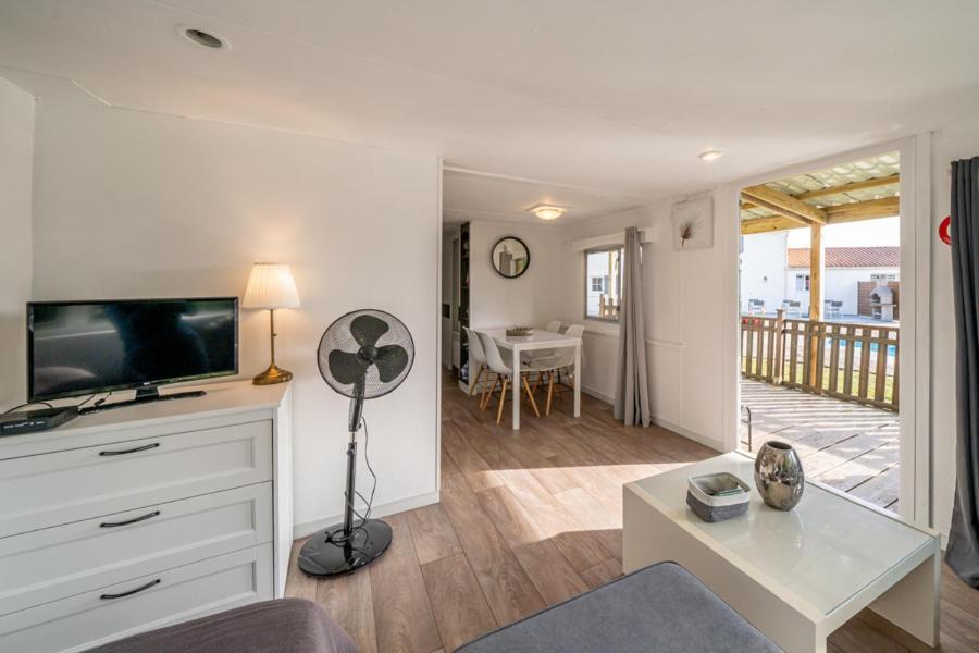 Gites Le Bois Berranger Saint-Urbain  部屋 写真